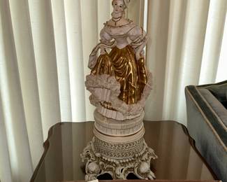 these are FUN...several statue lamps in this sale