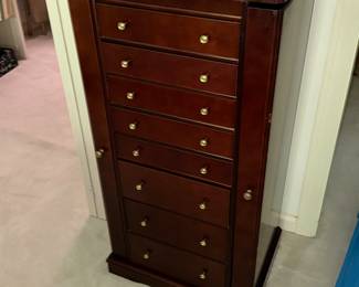 Jewelry Chest 
