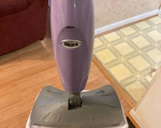 Shark steamer