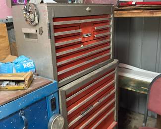 Craftsman tool box