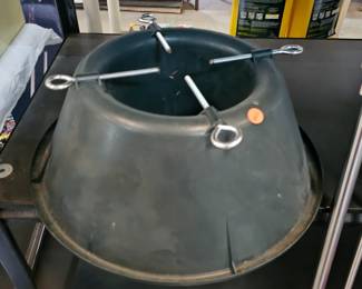 CHRISTMAS TREE STAND