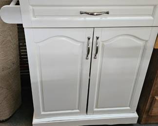 ROLLING KITCHEN CART / ISLAND