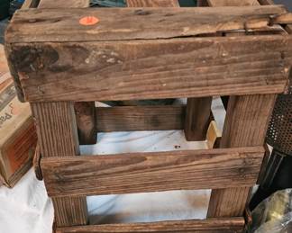 WOODEN CRATE