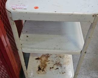 VINTAGE METAL ROLLING CART