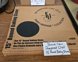 PAMPERED CHEF BAKING STONE