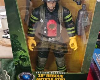 FIREFIGHTER RESCUE FIGURE