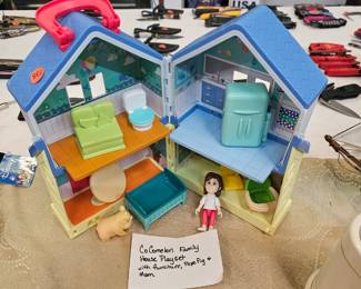 COCOMELON FAMILY TOYS