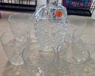 DECANTER AND GLASSES