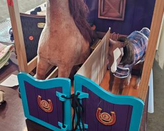 TOY HORSES AND STABLE