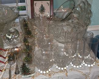 Candlewick Glasses - Christmas Glasses