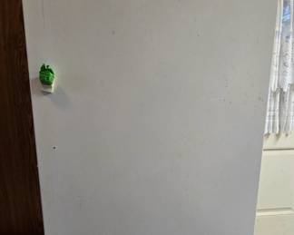 Fridgeadaire Freezer