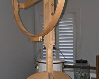 Easel