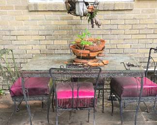 Outdoor Patio Table with 4 Chairs