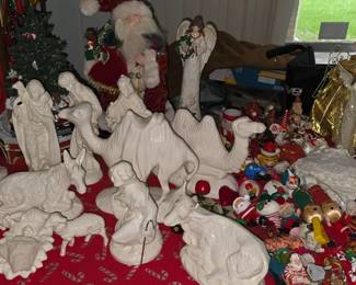 Nativity Scene - Christmas Decor