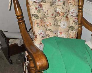 Comfy Vintage Rocker