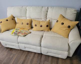 Recliner sofa. Both ends Recline.