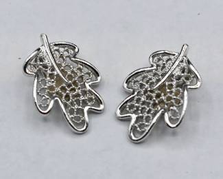 Sarah Coventry clip on earrings