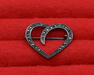 Vintage sterling silver and marcasite brooch