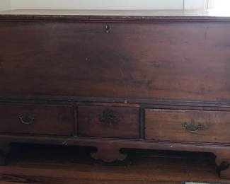 Chippendale Pennsylvania 18th c. Blanket Chest