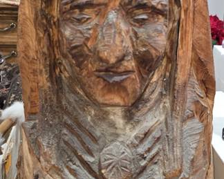 VINTAGE WOOD CARVED NATIVE AMERICAN INDIAN CHIEF
