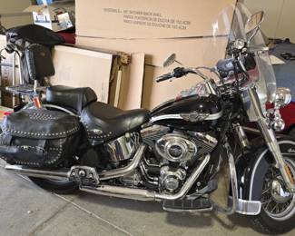 2003 HARLEY DAVIDSON HERITAGE SOFTAIL ANNIVERSARY EDITION. LESS THAN 19,000 MILES!