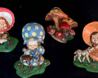 4 Vintage Chalkware Nursery Rhyme Hanging Plaques For Wall