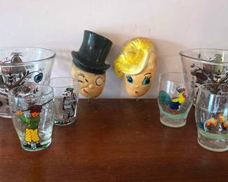 Vtg Chalkware Woman Man Wall Hangings,2 Golfer 2 Rooster Painted Shot Glasses Culver Bowls