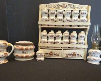 19 Piece Vintage Original Arnart Japan Brown Onion Set