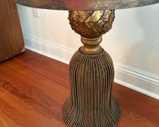 Super Cute Gold Table $90