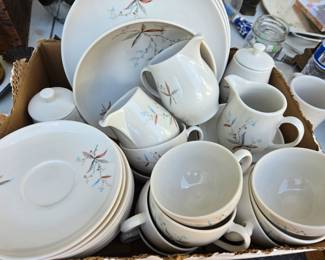 Syracuse China Finesse