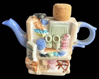 Vintage CKRO Mini Teapot