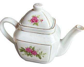 Floral Porcelain Teapot