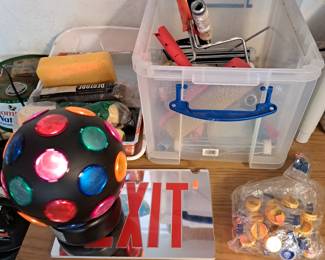 PAINTING SUPPLILES, LIGHT BALL