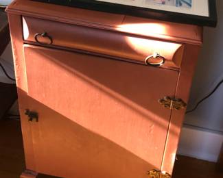 Matching cabinet to the 4 drawer dresser. Fair - good quality.