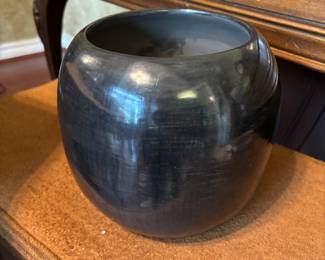 Birdell Santa Clara Pueblo pottery