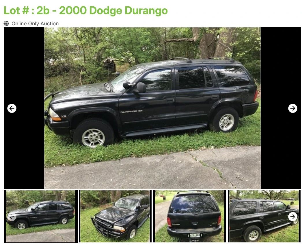 Lot # : 2b - 2000 Dodge Durango
Title present, but this is a parts car. DOES NOT RUN V8 Magnum motor, and 4 wheel drive