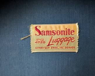 Very good condition inside and out vintage Samsonite luggage