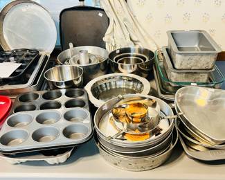 Large selection of bakeware!
