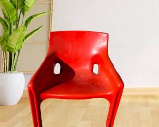 Iconic Red Vicario Armchair, designed by Vico Magistretti in 1970 for Artemide Milano