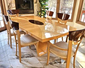 Pietro Costantini Post-Modern Style - Maple Grained Wood with Lacquer finish Dining Table and Six Chairs