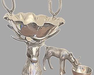 Decorative Silver Deer-Themed Serving Bowls