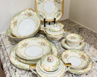 Jasmine Noritake China Dish Set - Beautiful Floral Design with Gold Accents
