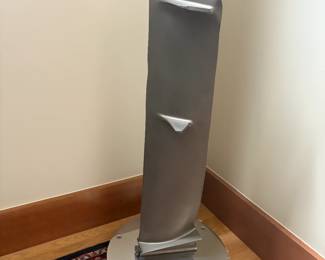 Boeing 747-200 JT9D Engine Blade 31"h x 13"wide at the base. C. of A. included.