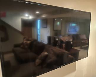 Samsung 55" TV available during in-person shopping Friday and Saturday.