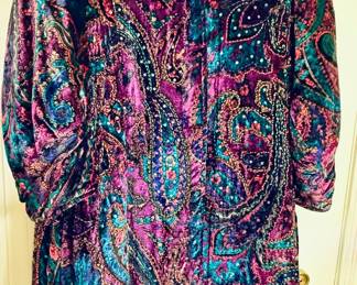 JA Resort long velvet coat