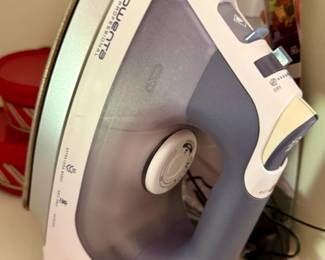 Rowenta Professional Steam Iron