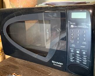 Sharp Counter Top Carousel Microwave