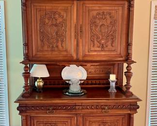 Ornately Carved Sideboard/Buffet with Hutch