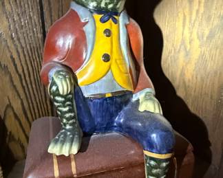 Decorative Frog Sitting on Box Figurine