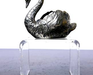 Sterling silver swan salt cellar or antique pin cushion with out the cushion.